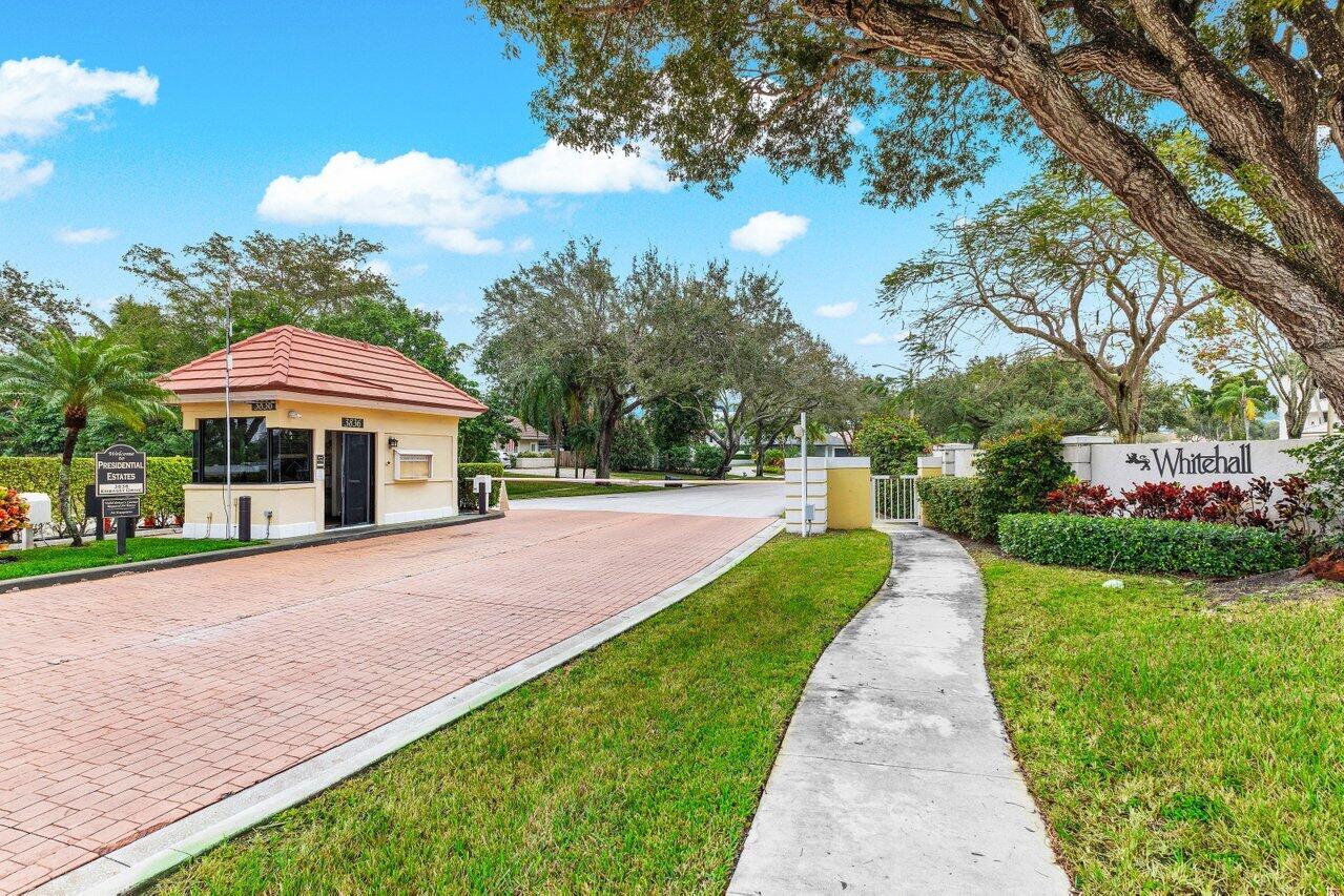 3630 Whitehall Drive #205, West Palm Beach Unit: #205