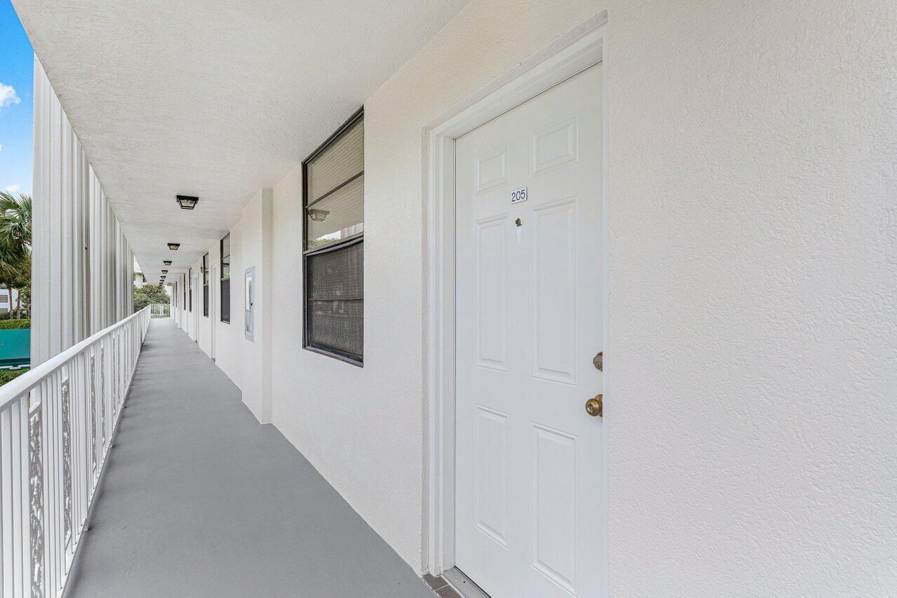 3630 Whitehall Drive #205, West Palm Beach Unit: #205