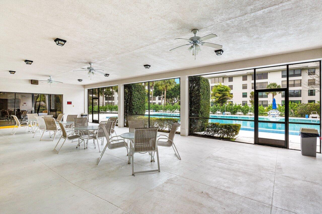 3630 Whitehall Drive #205, West Palm Beach Unit: #205