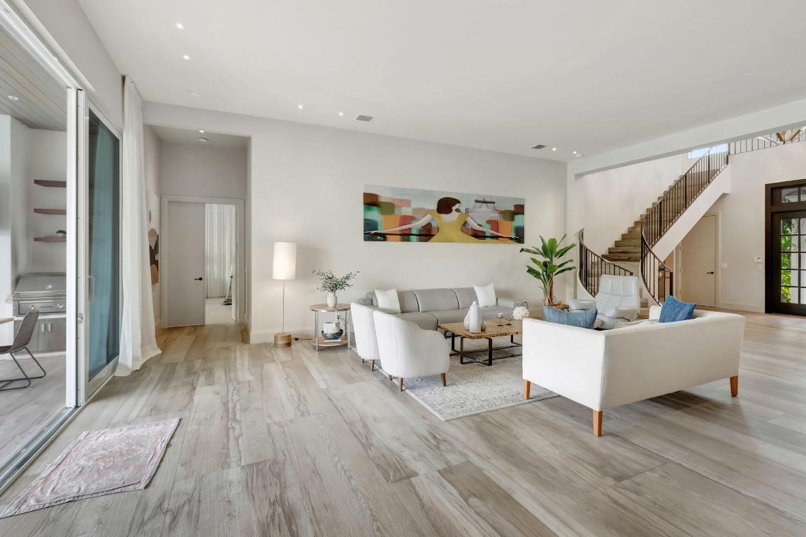 7140 Queenferry Circle