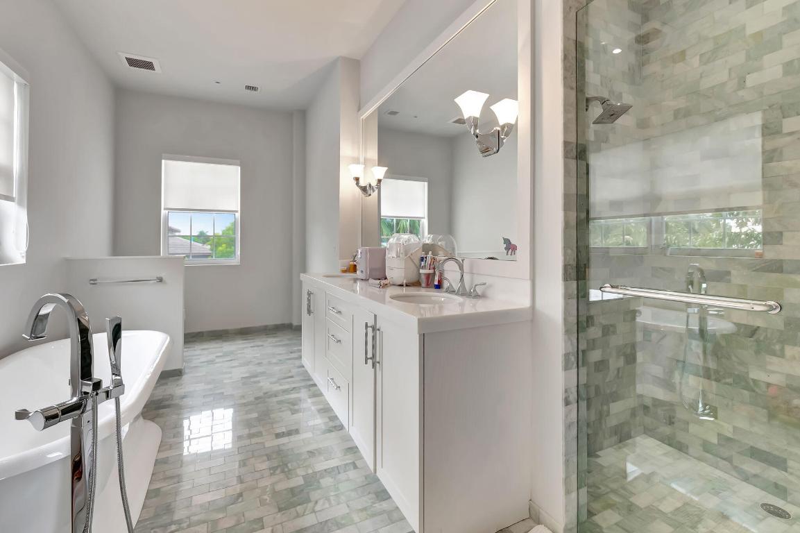 7140 Queenferry Circle