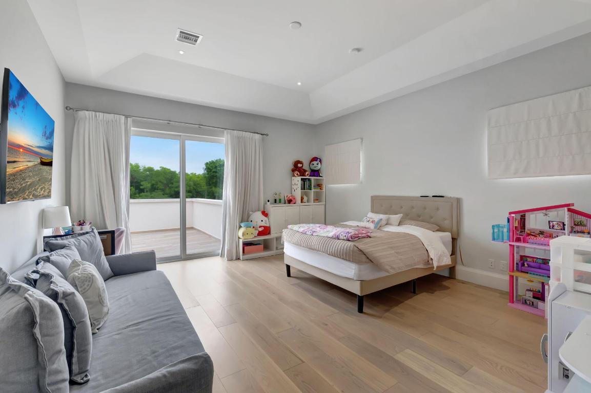 7140 Queenferry Circle