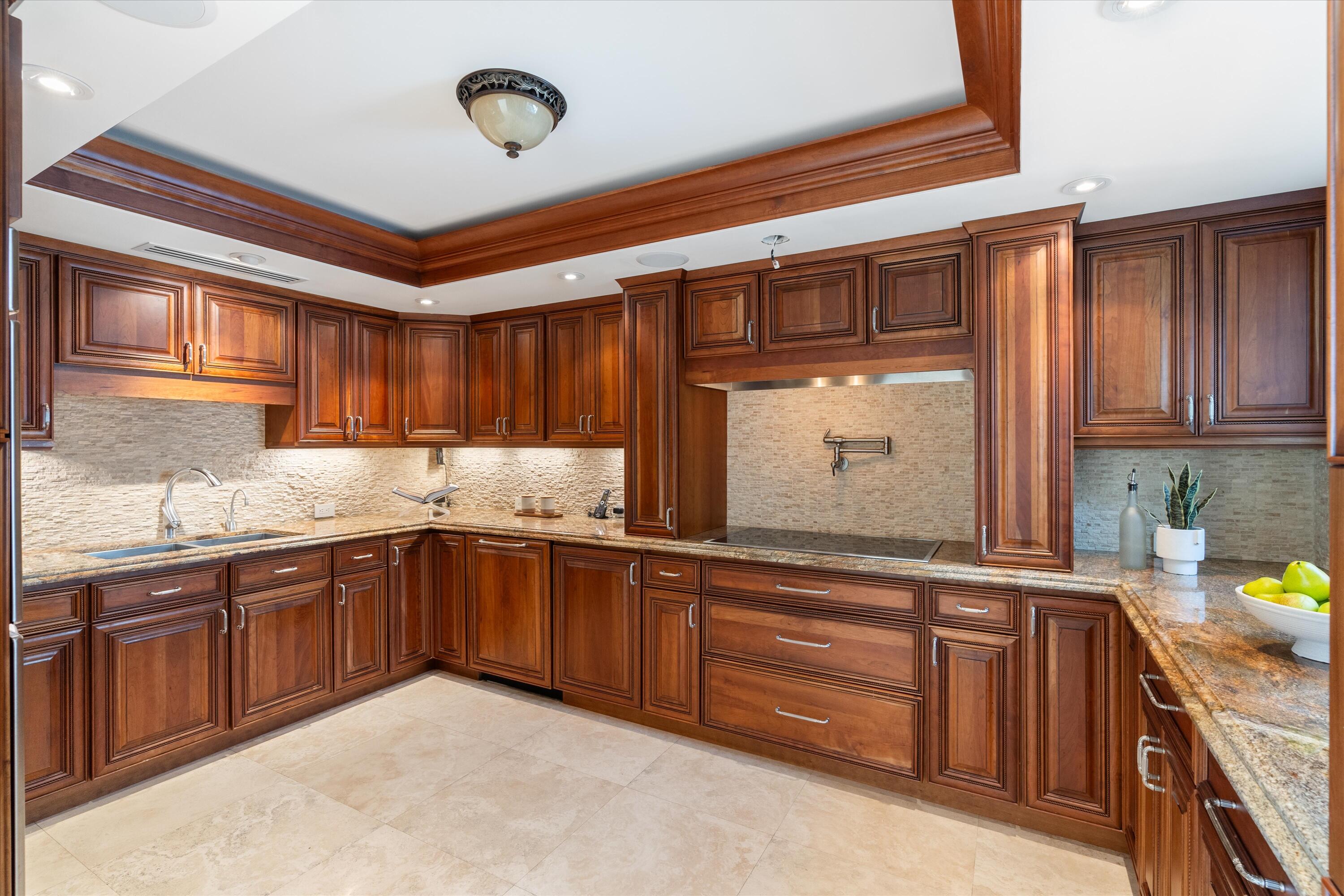 2155 S Ocean Boulevard 10