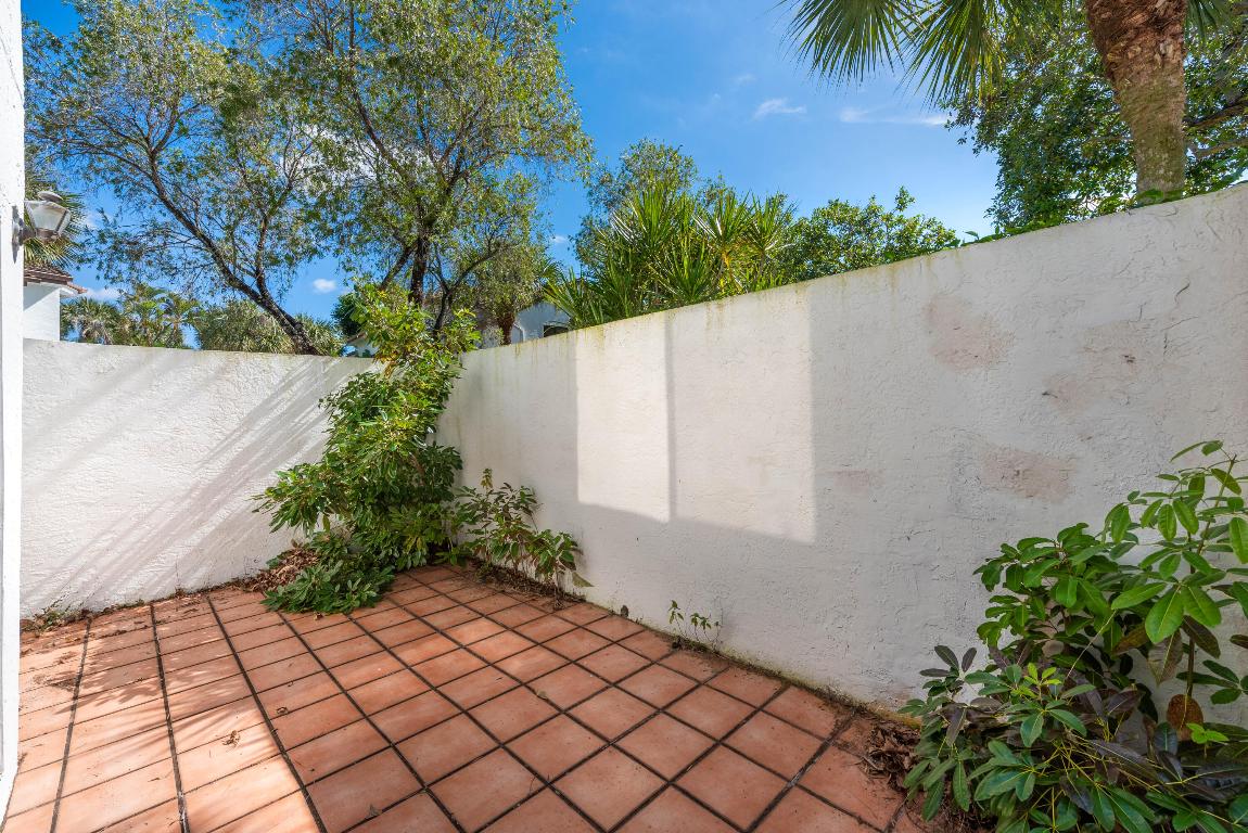 7308 Clunie Place, 14103, Delray Beach Unit: 14103
