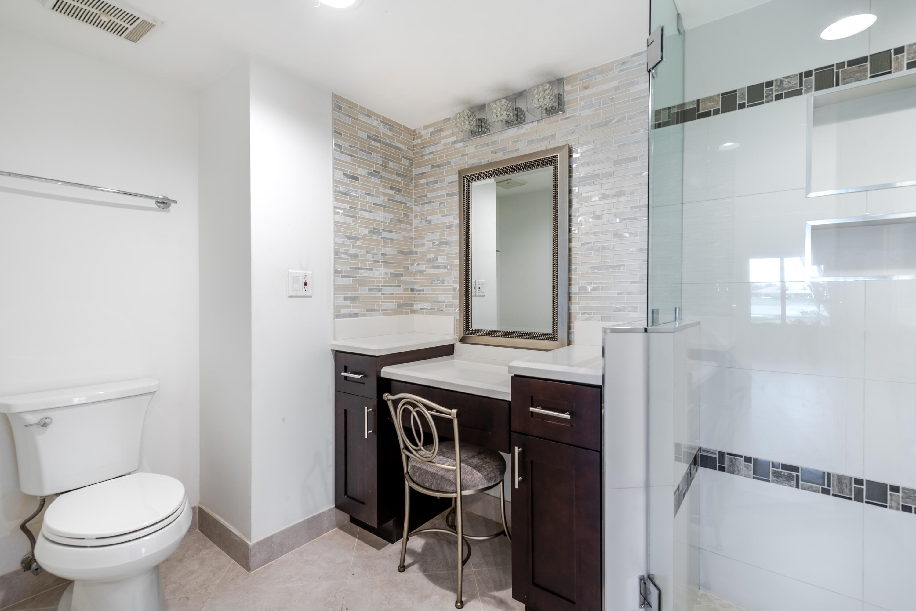 7515 Glendevon Lane, 602, Delray Beach Unit: 602