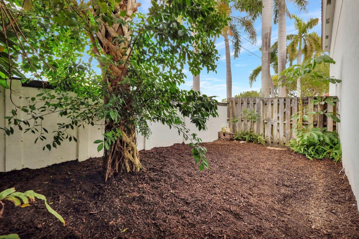 1000 Murano Bay Drive, Boynton Beach