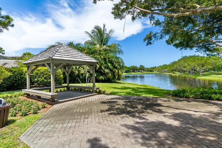 3501 Pine Haven Circle