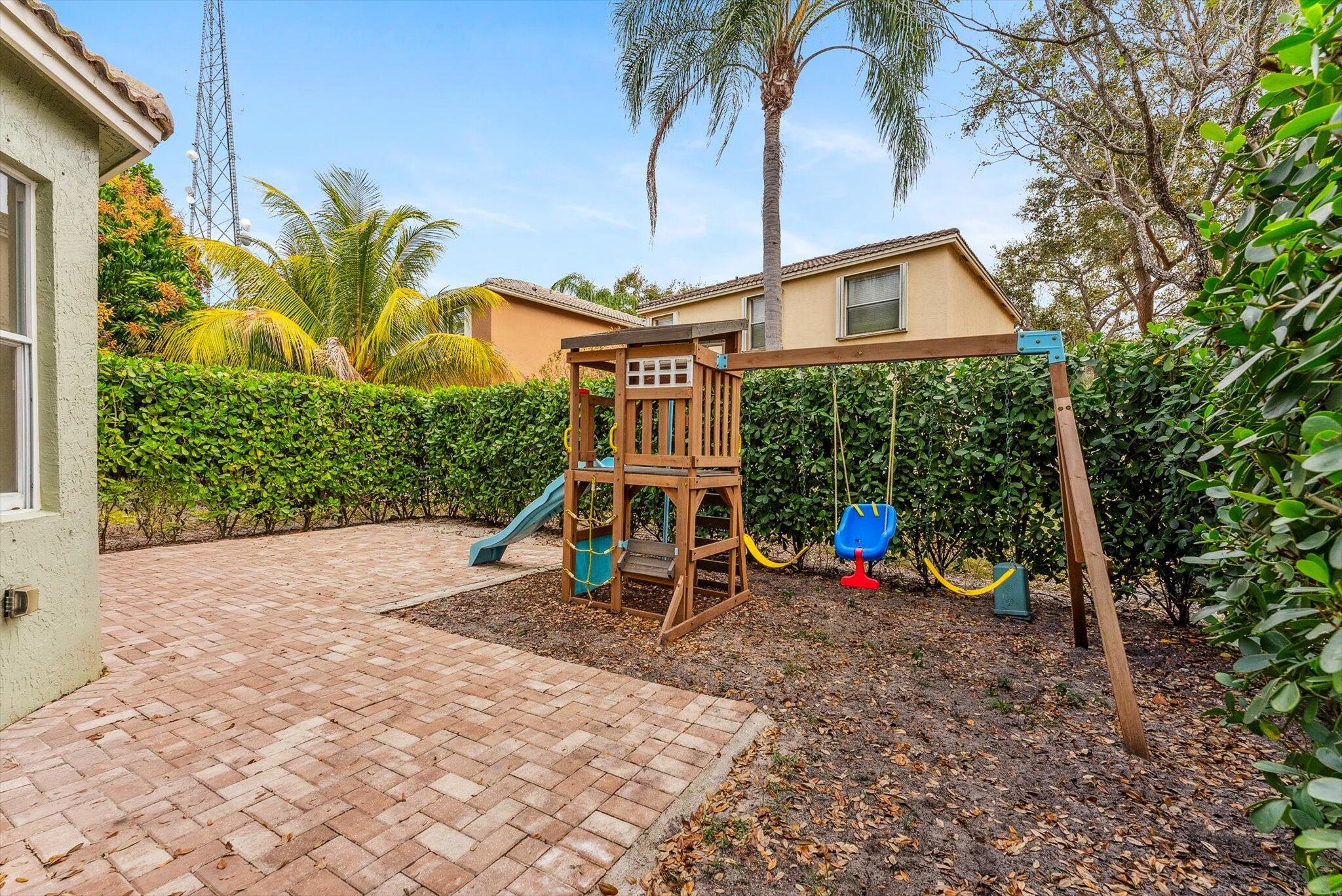 5820 Eagle Cay Terrace
