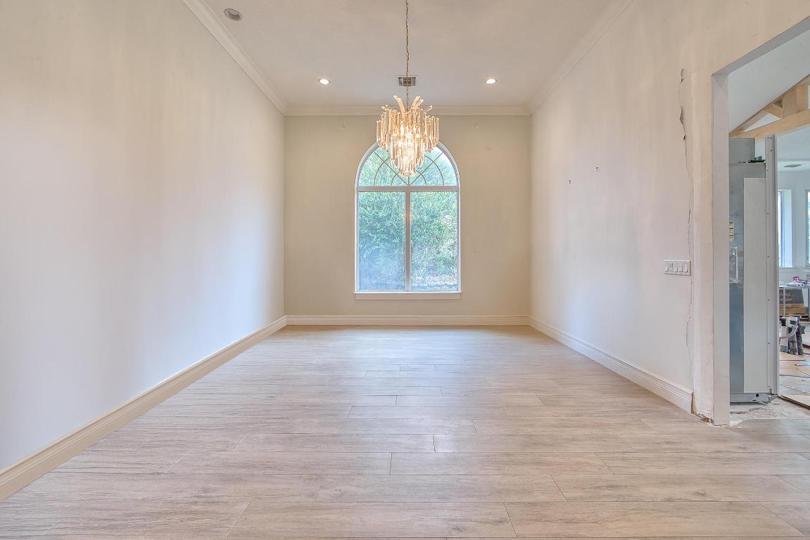 100 Glenbrook Court, Atlantis