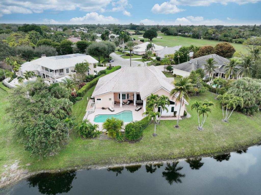 100 Glenbrook Court, Atlantis