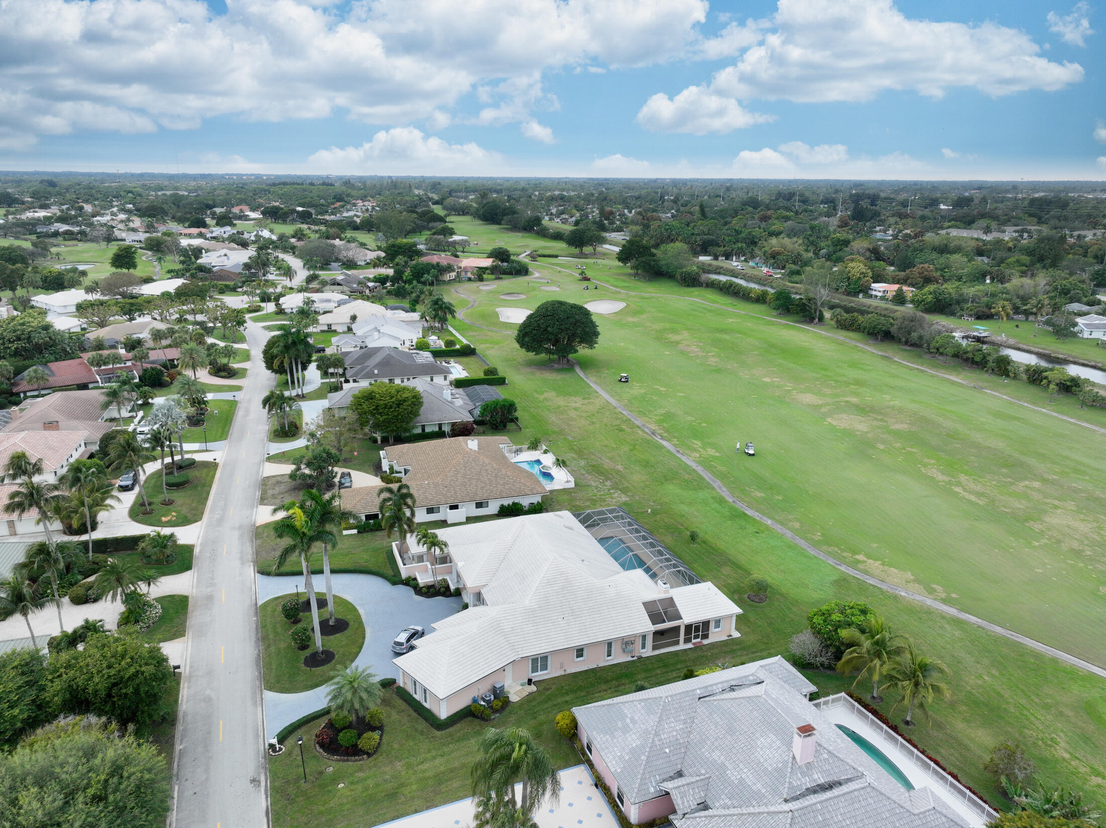 100 Glenbrook Court, Atlantis