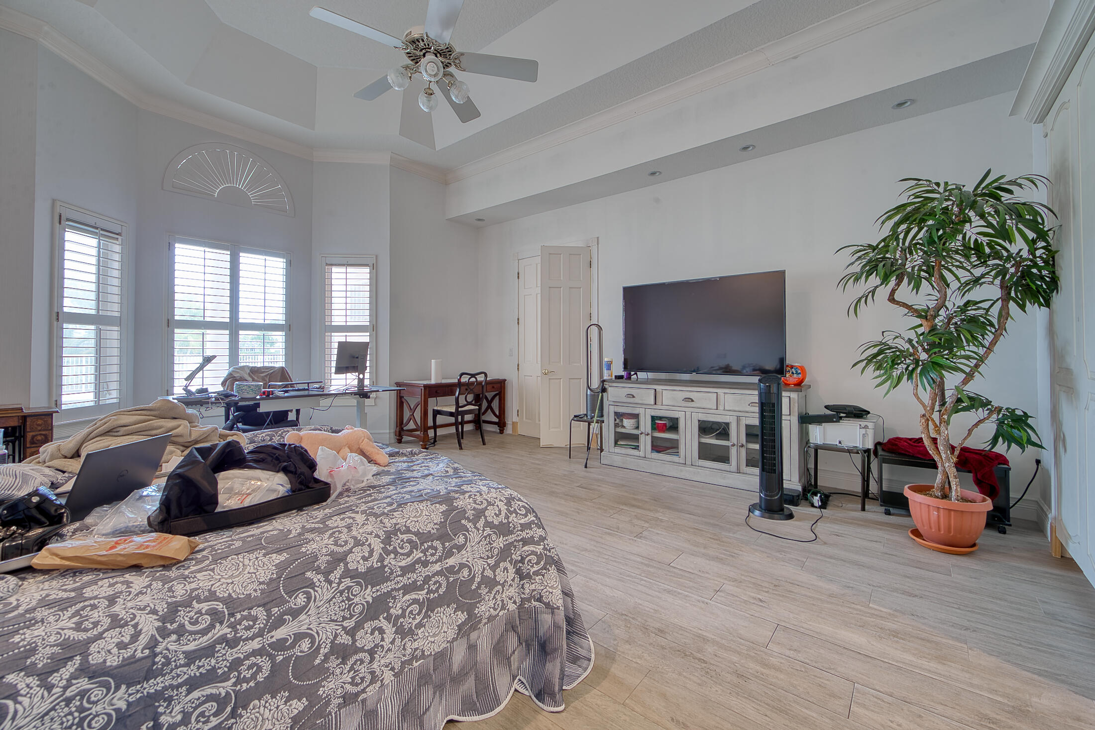 100 Glenbrook Court, Atlantis