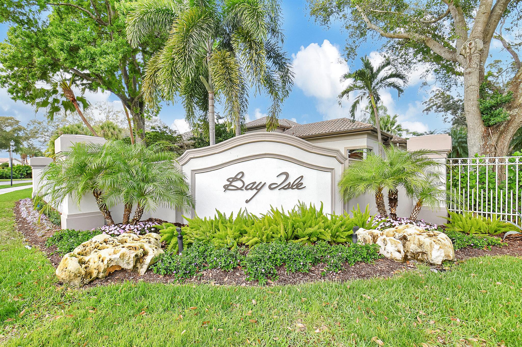 5854 NW 25th Terrace