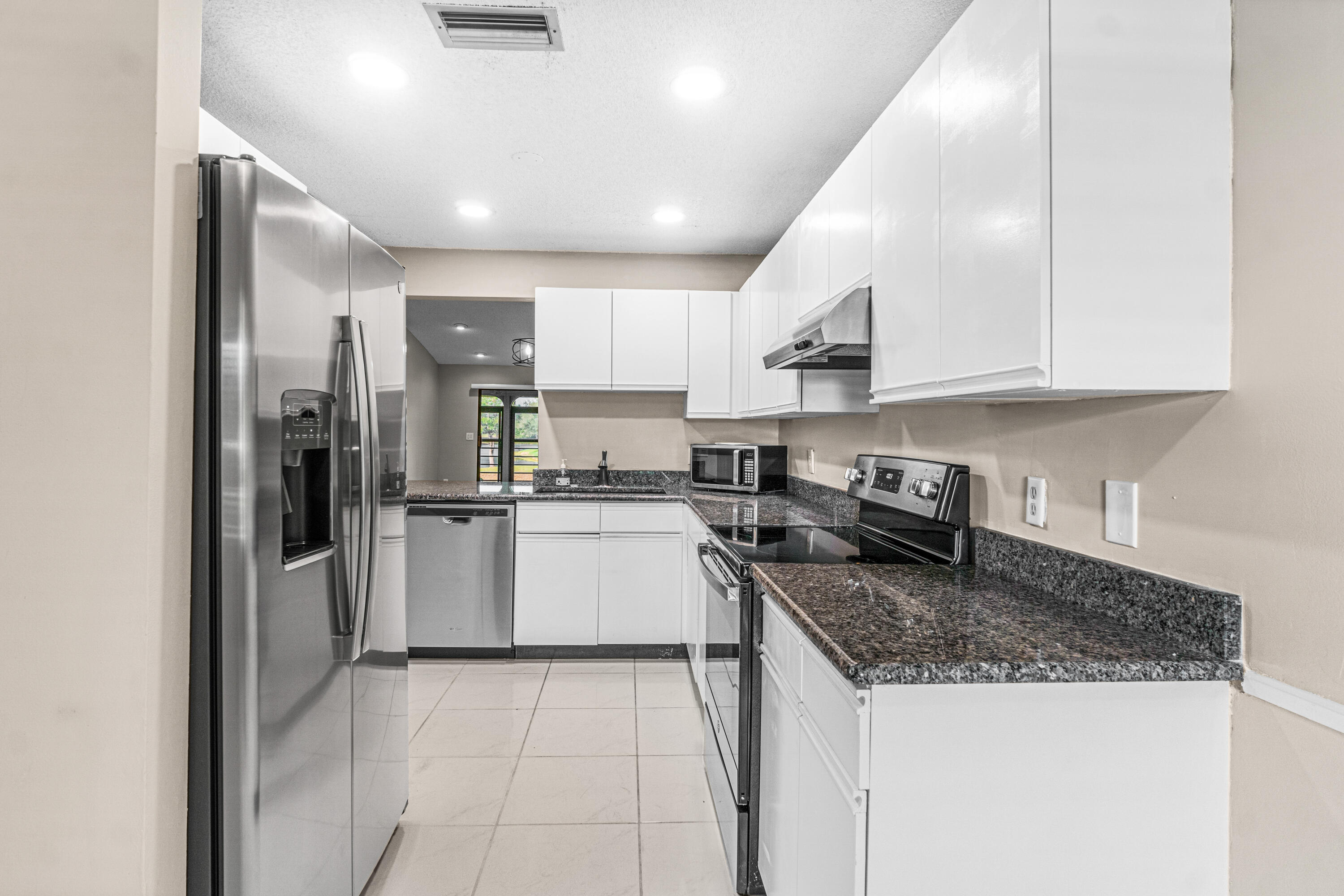 10137 Mangrove Drive 202, Boynton Beach Unit: 202