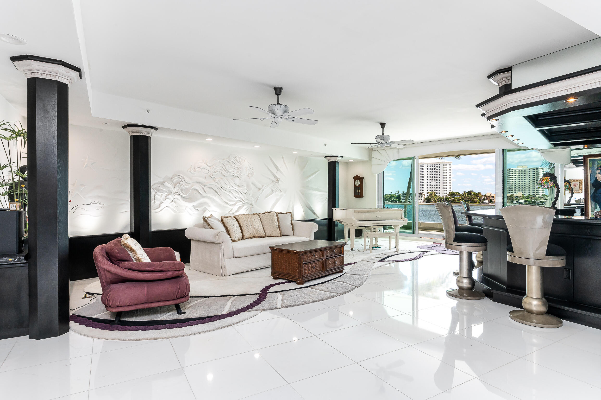 550 SE 5th Avenue 203s