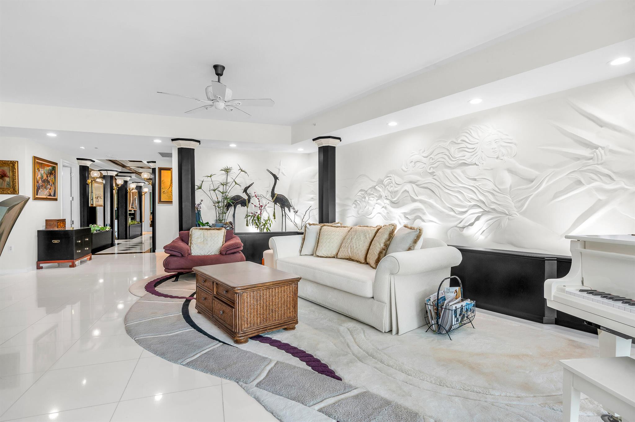 550 SE 5th Avenue 203s