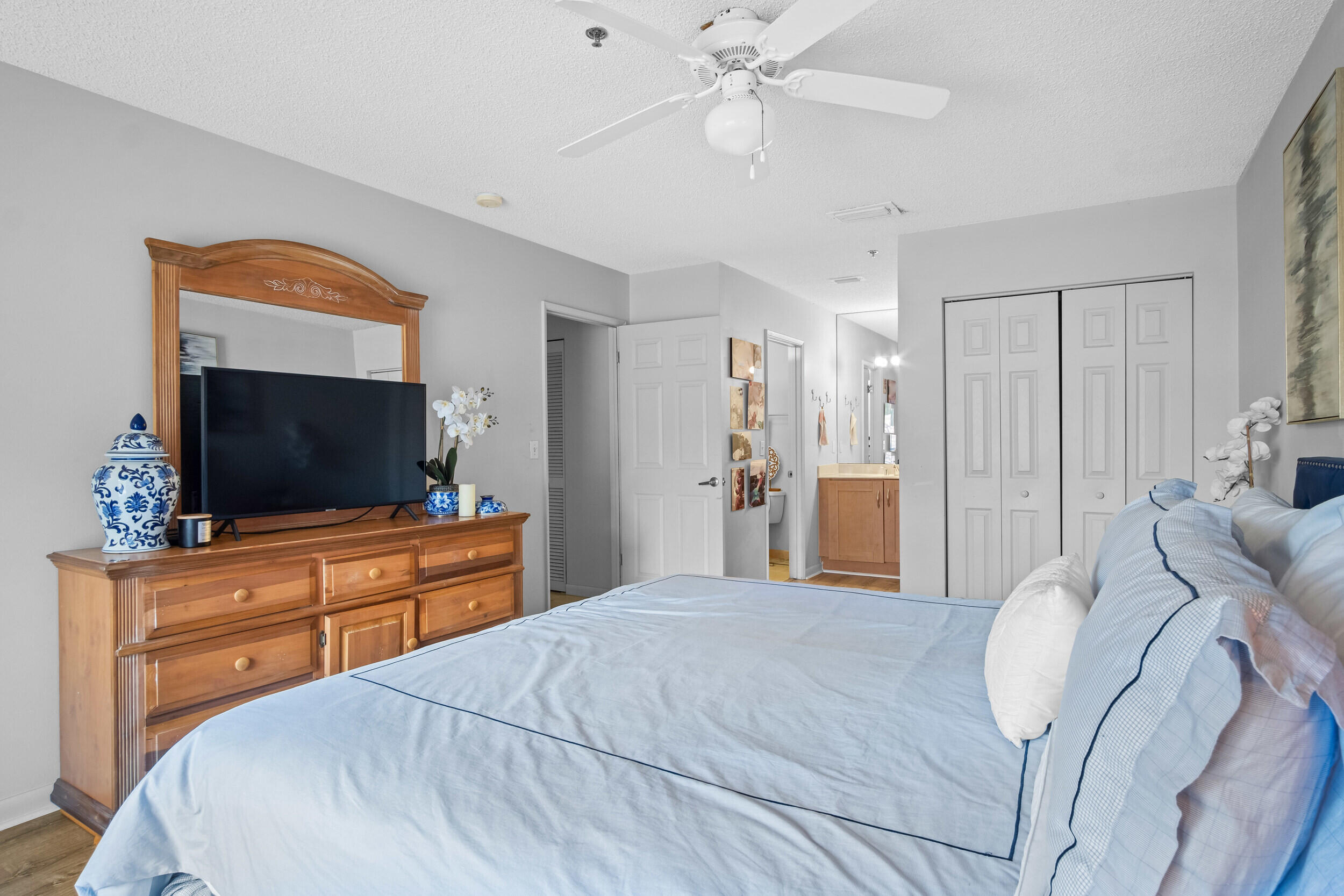 3207 Clint Moore Road 205