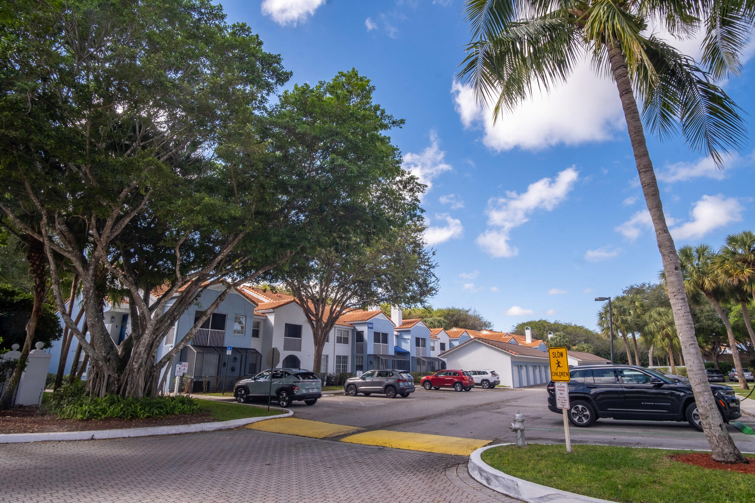 3207 Clint Moore Road 205