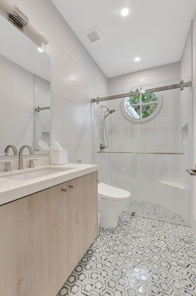 7071 Mallorca Crescent