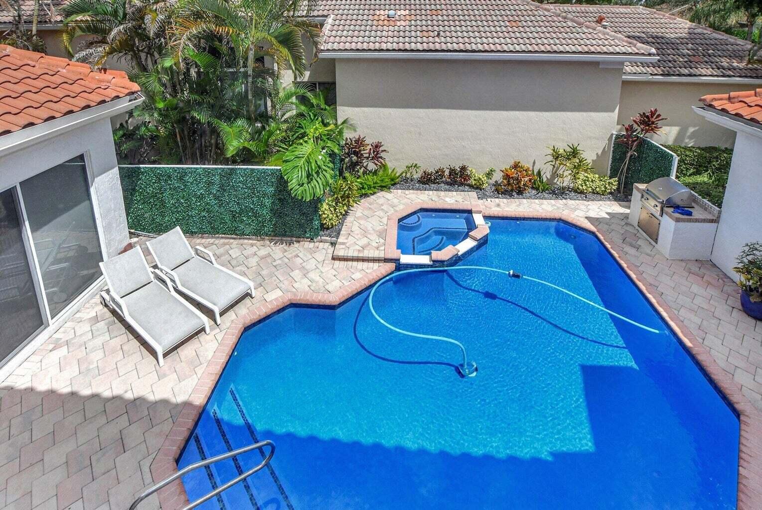 7071 Mallorca Crescent