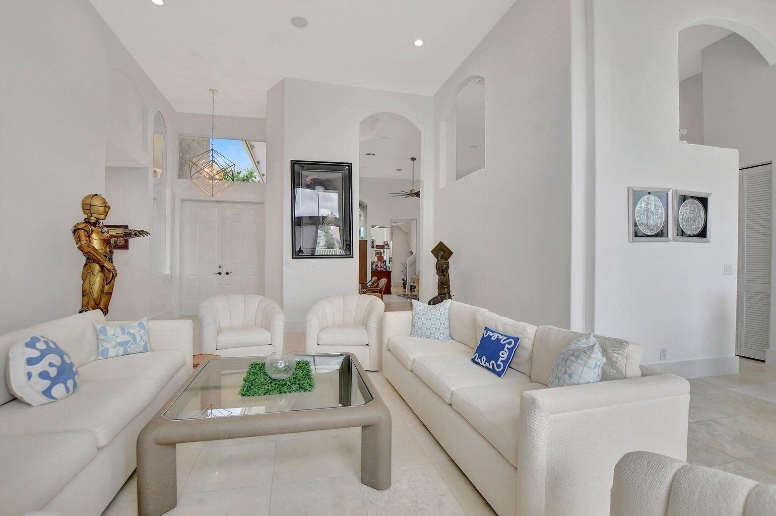 7071 Mallorca Crescent