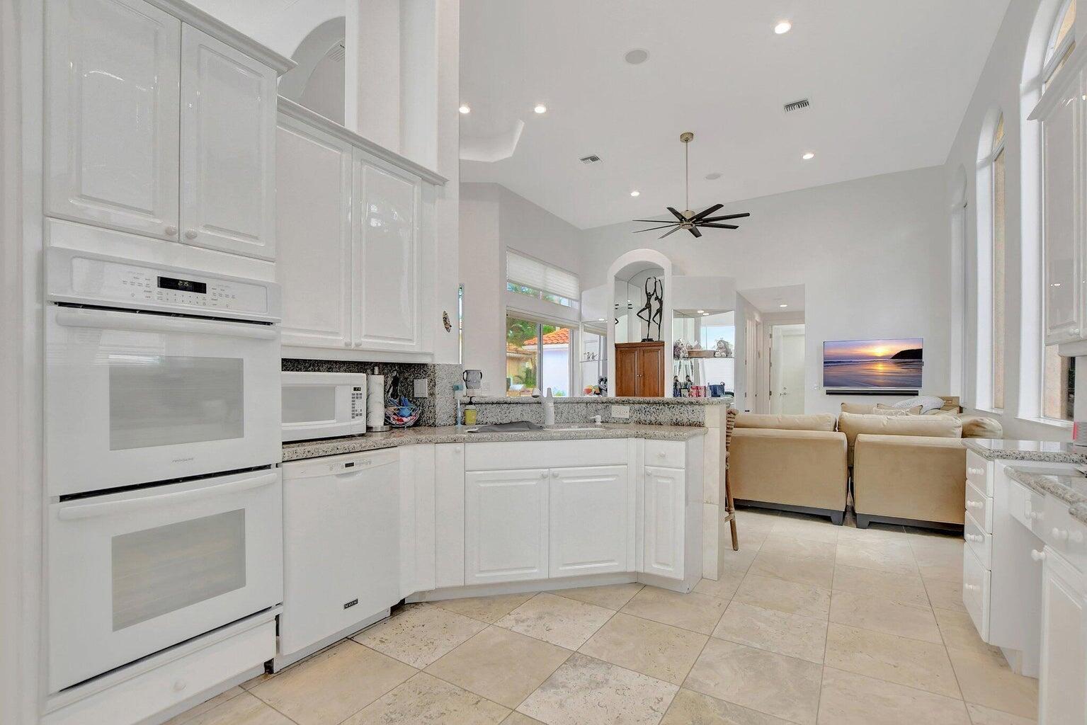 7071 Mallorca Crescent
