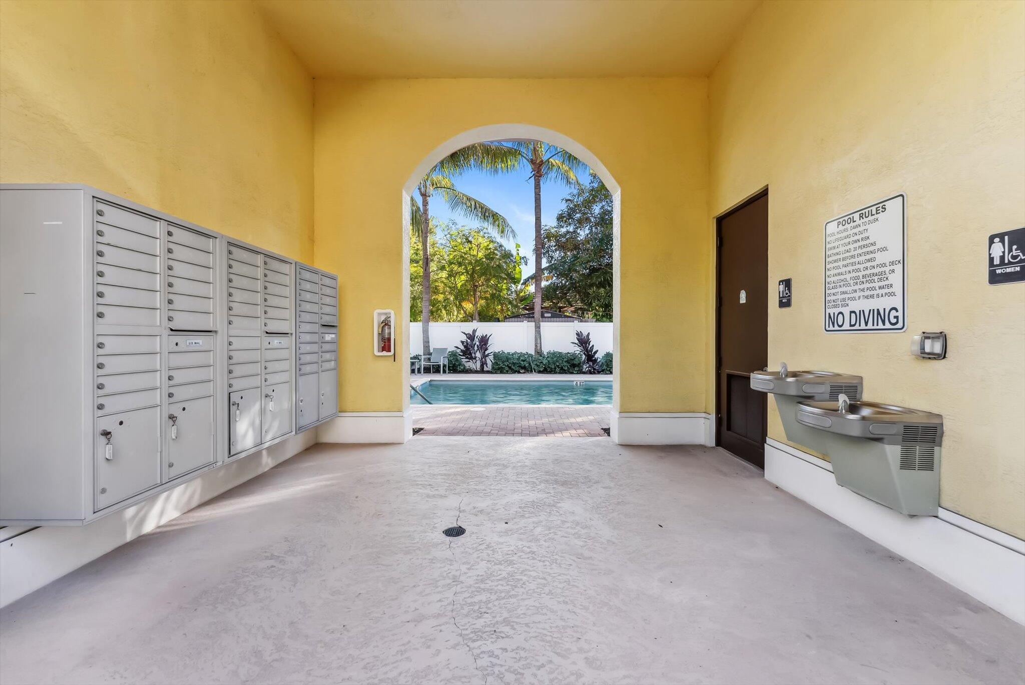 106 SW 1st Avenue