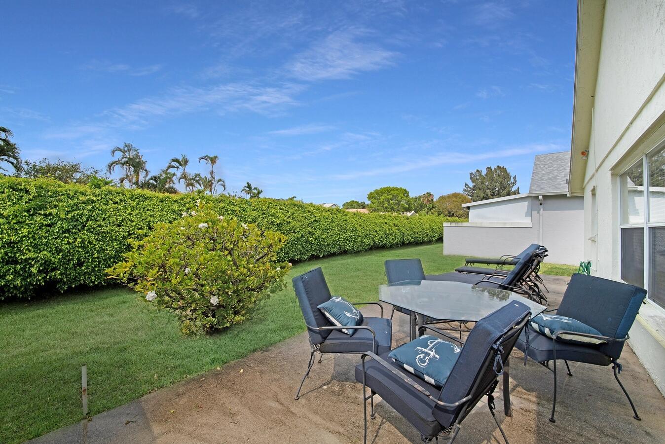 7872 Mansfield Hollow Road