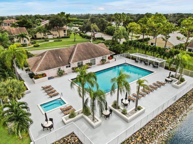 7872 Mansfield Hollow Road