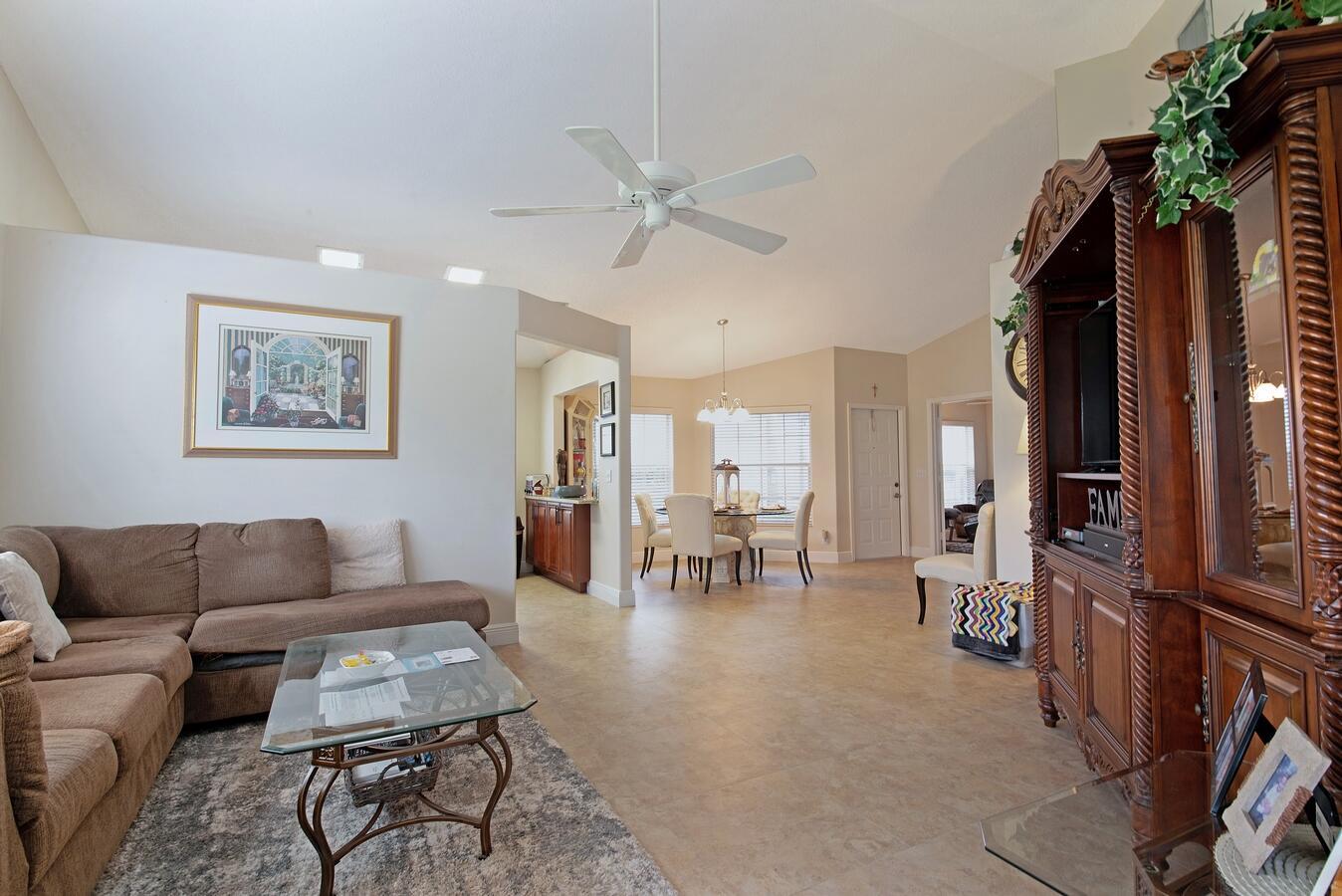 7872 Mansfield Hollow Road