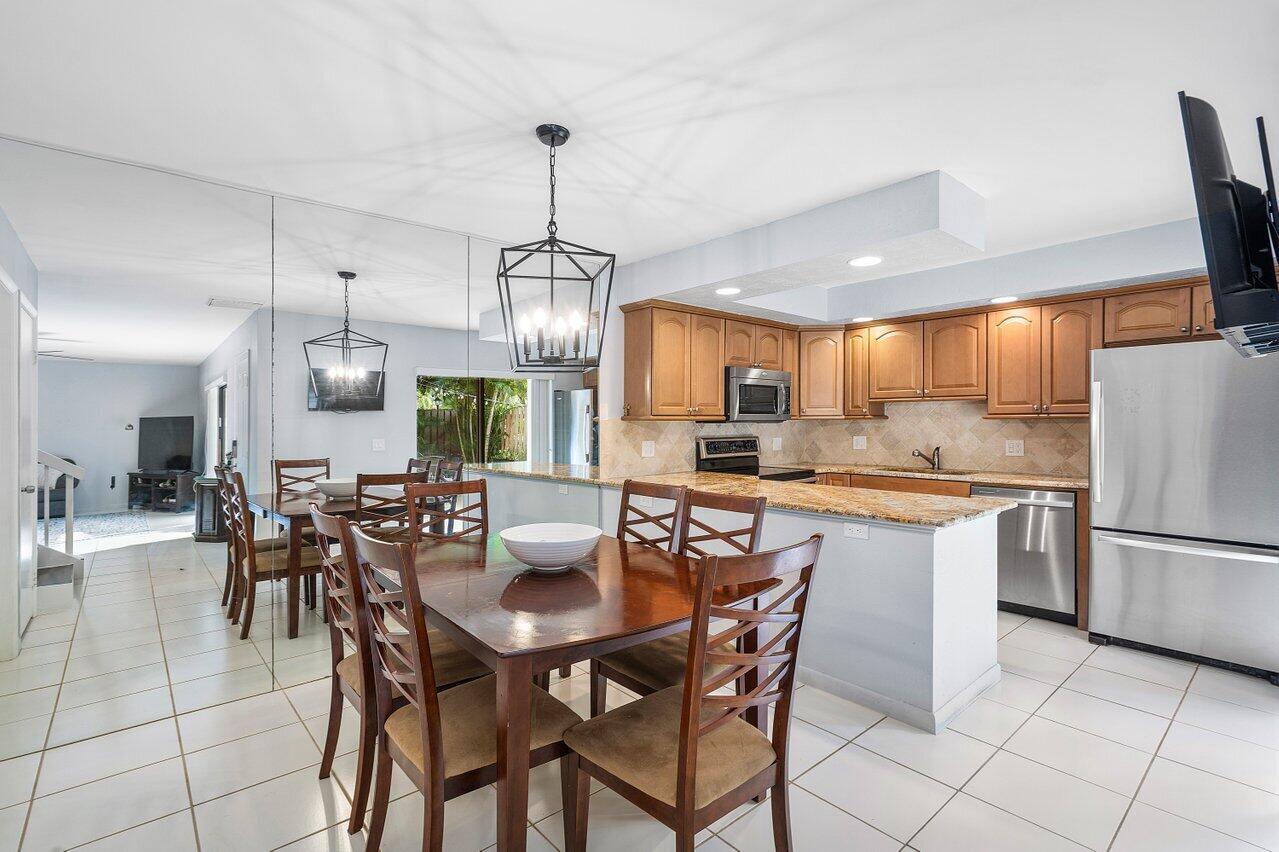 2899 SW 22nd Circle 43d