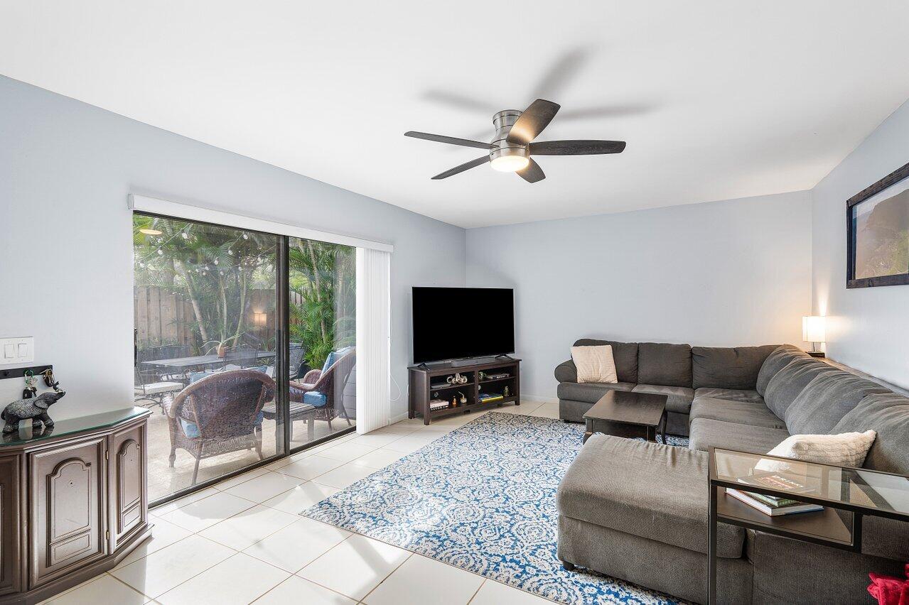 2899 SW 22nd Circle 43d