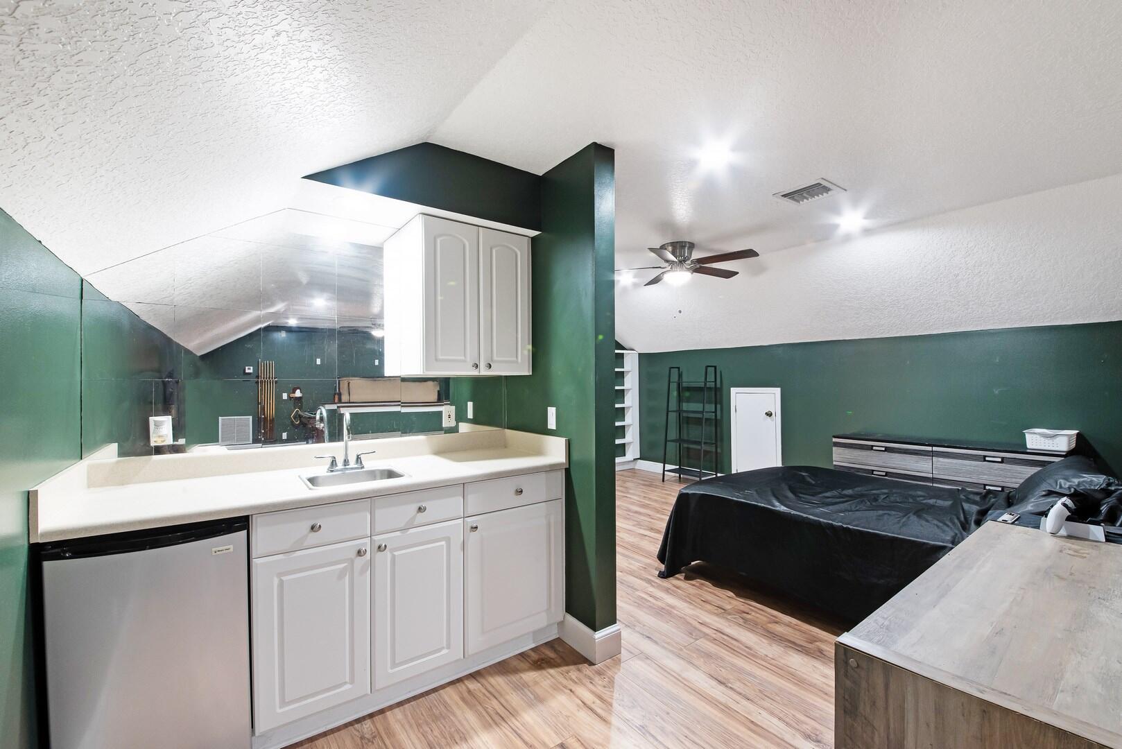 196 Bilbao Street, Royal Palm Beach