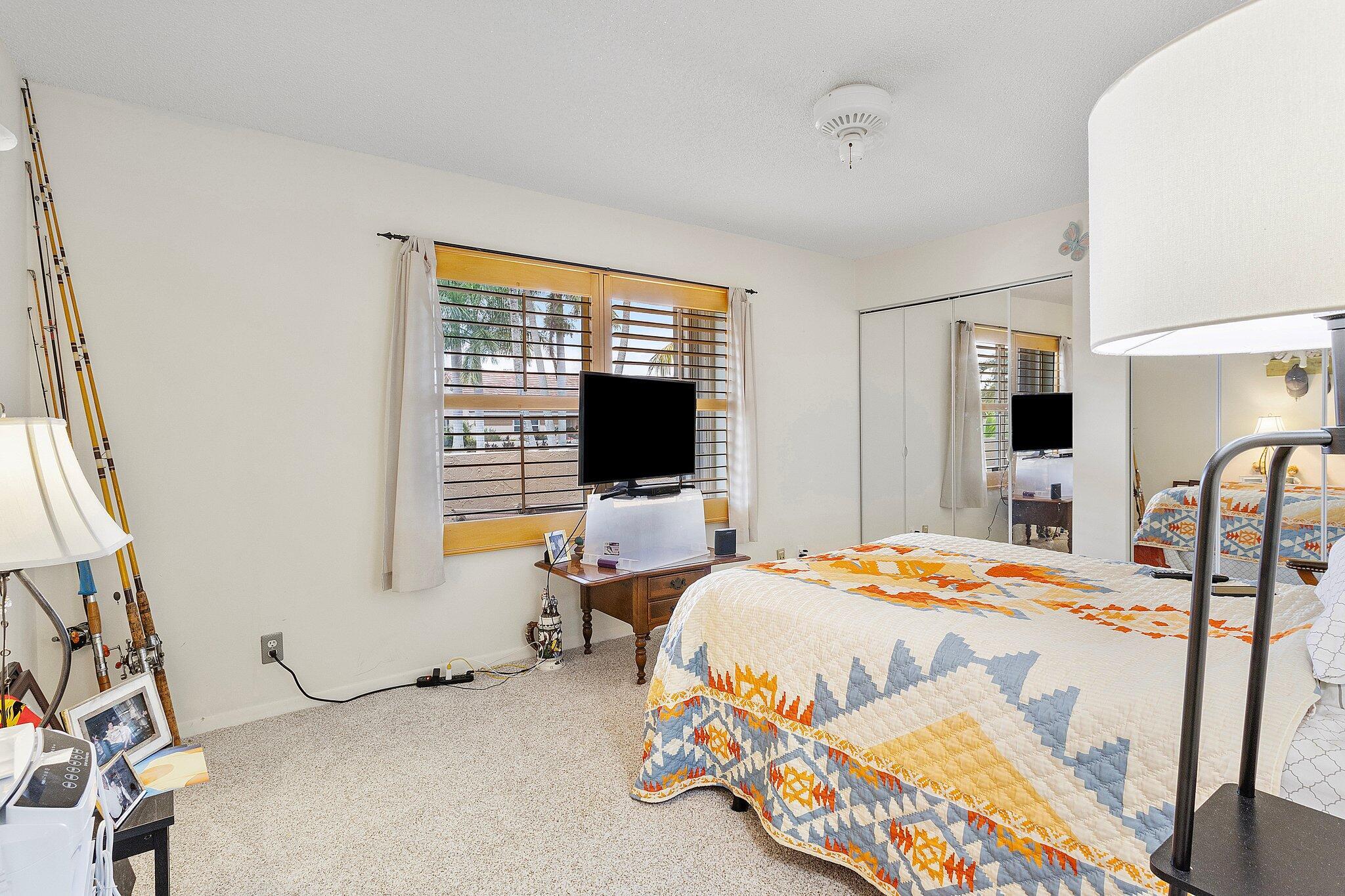 9776 Sun Pointe Drive