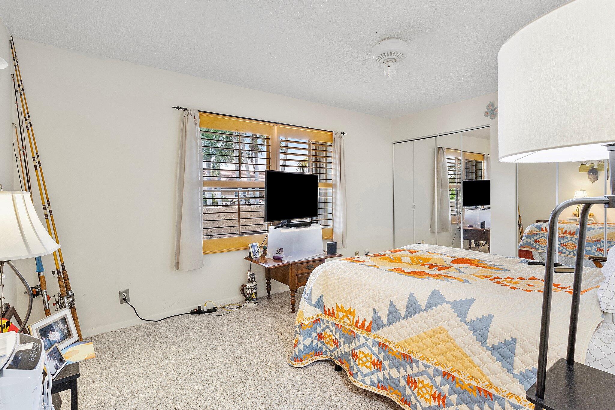 9776 Sun Pointe Drive