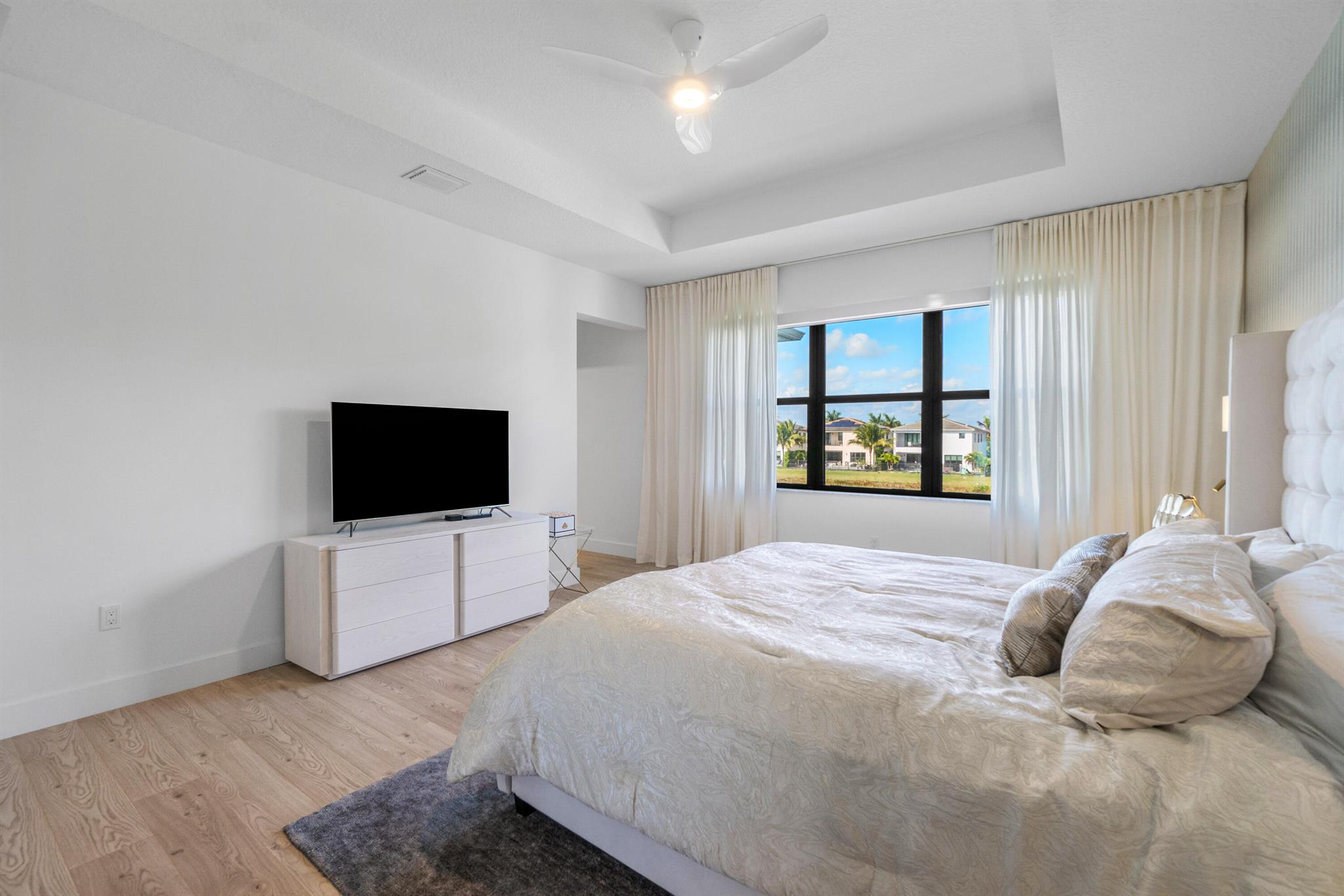 8239 Oceanus Drive