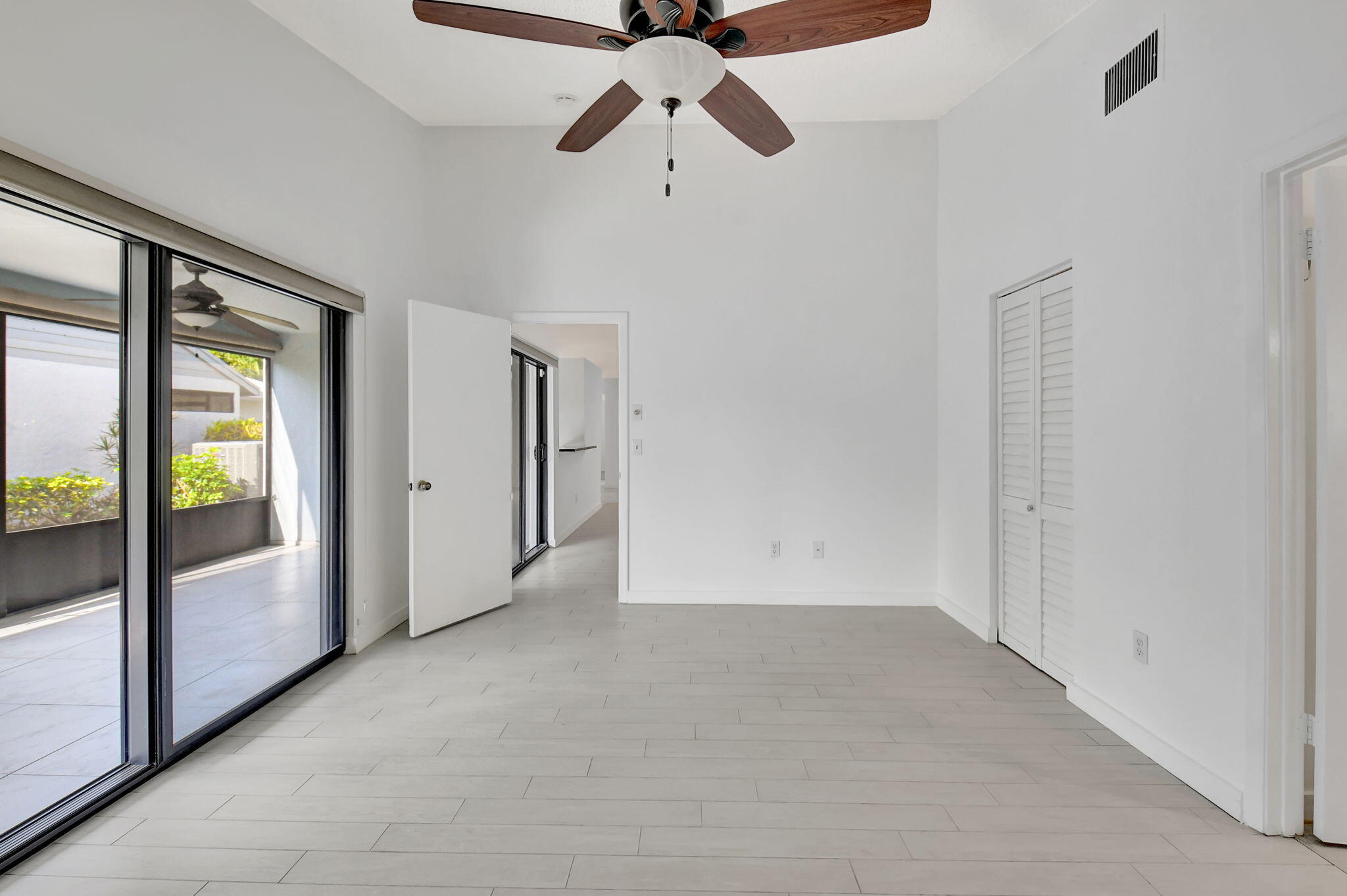 1205 NW 25th Lane, Delray Beach