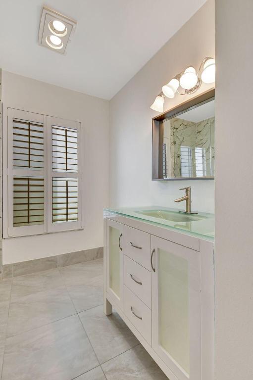 1205 NW 25th Lane, Delray Beach