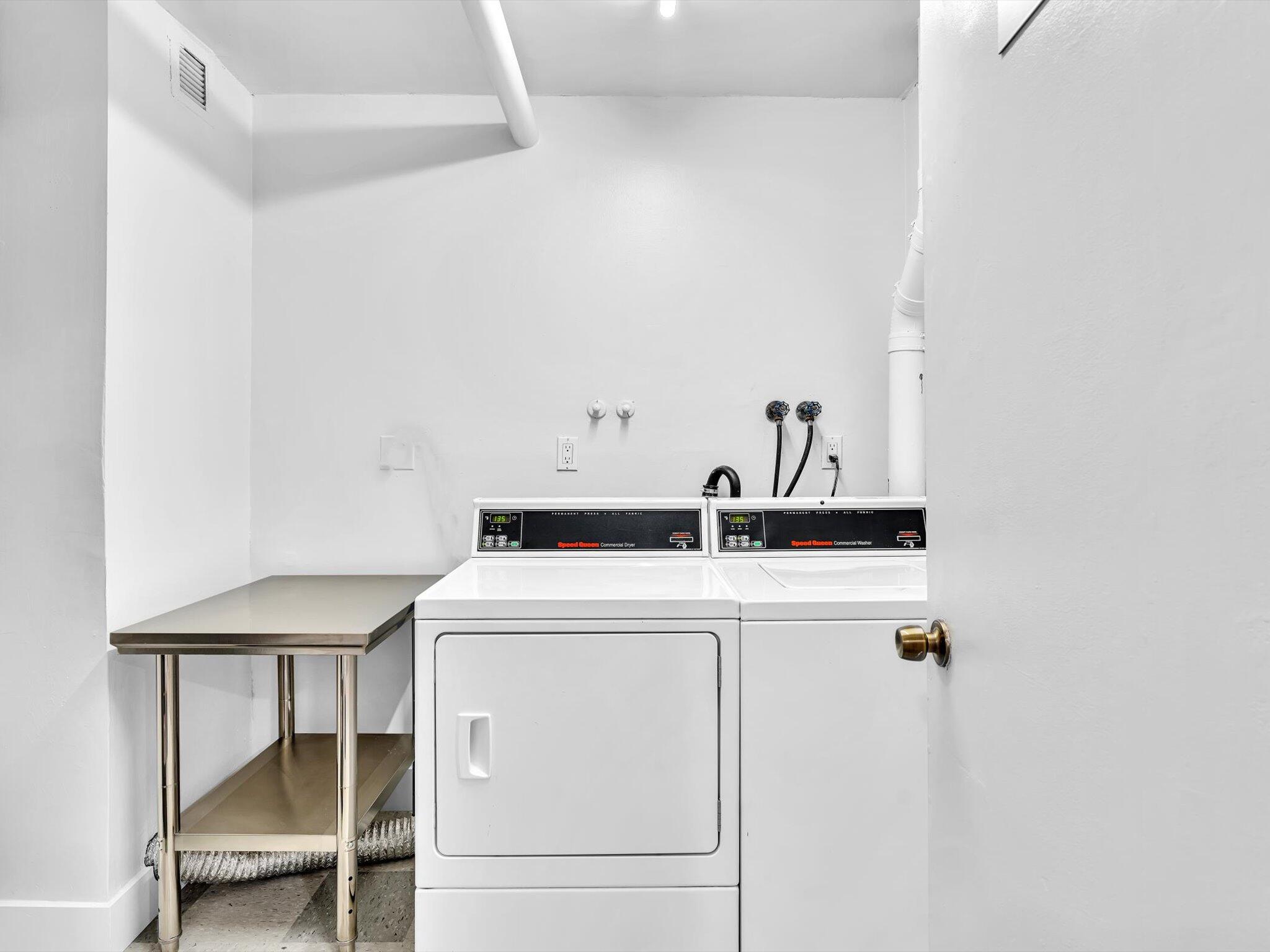 4505 S Ocean Boulevard 605, Highland Beach Unit: 605