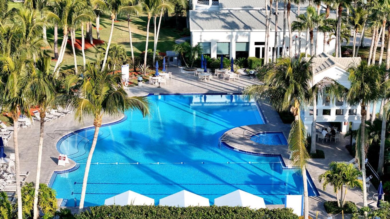 1595 Briar Oak Drive, Royal Palm Beach