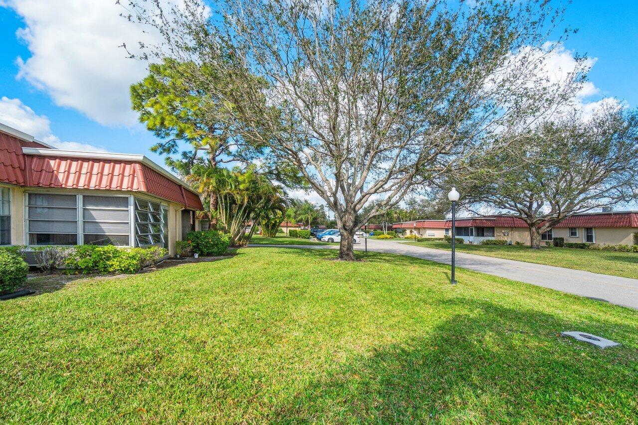 701 Laconia Circle B