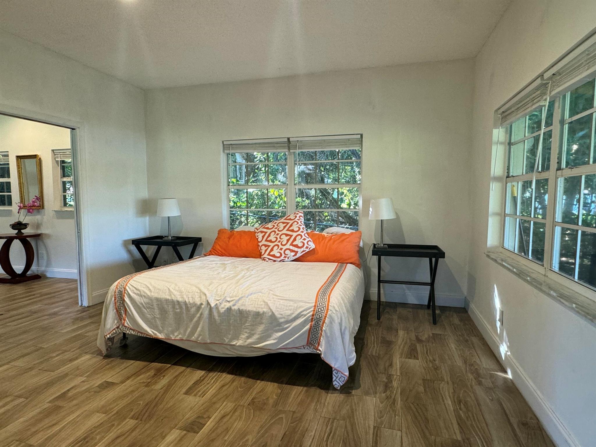 6225 Pine Drive Guest House
