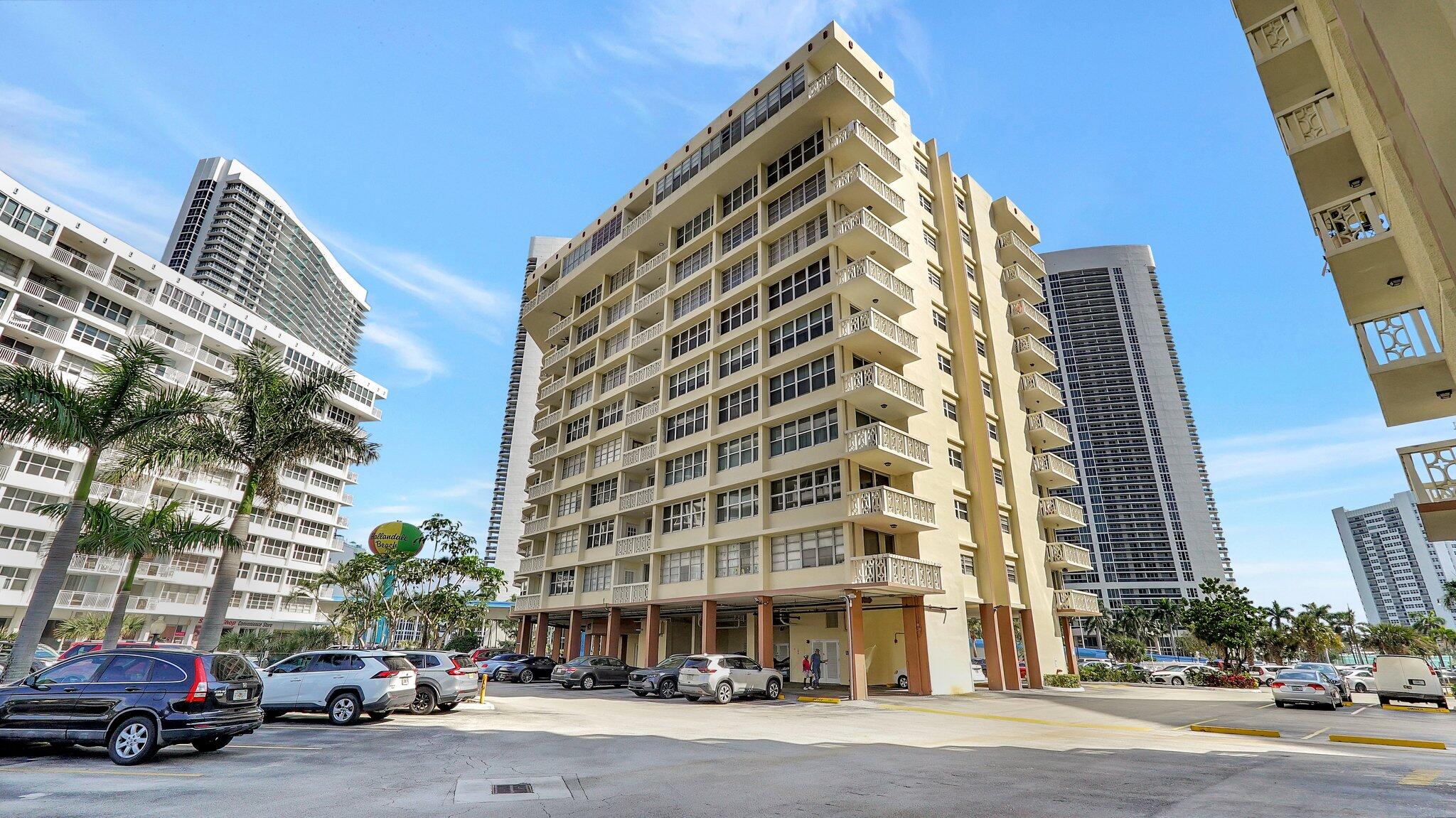 1825 S Ocean Dr Drive 908