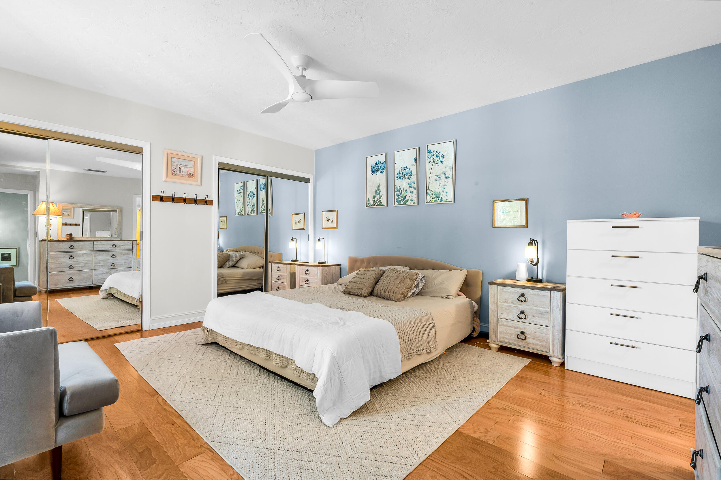 1422 Oxford Lane 14d