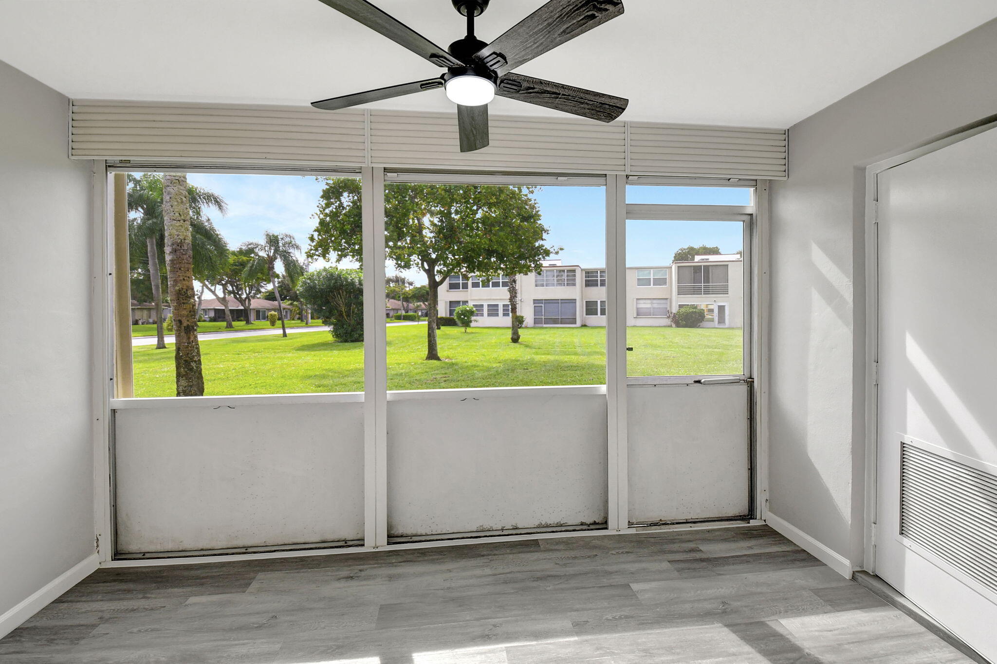 8 Willowbrook Lane, 101, Delray Beach Unit: 101