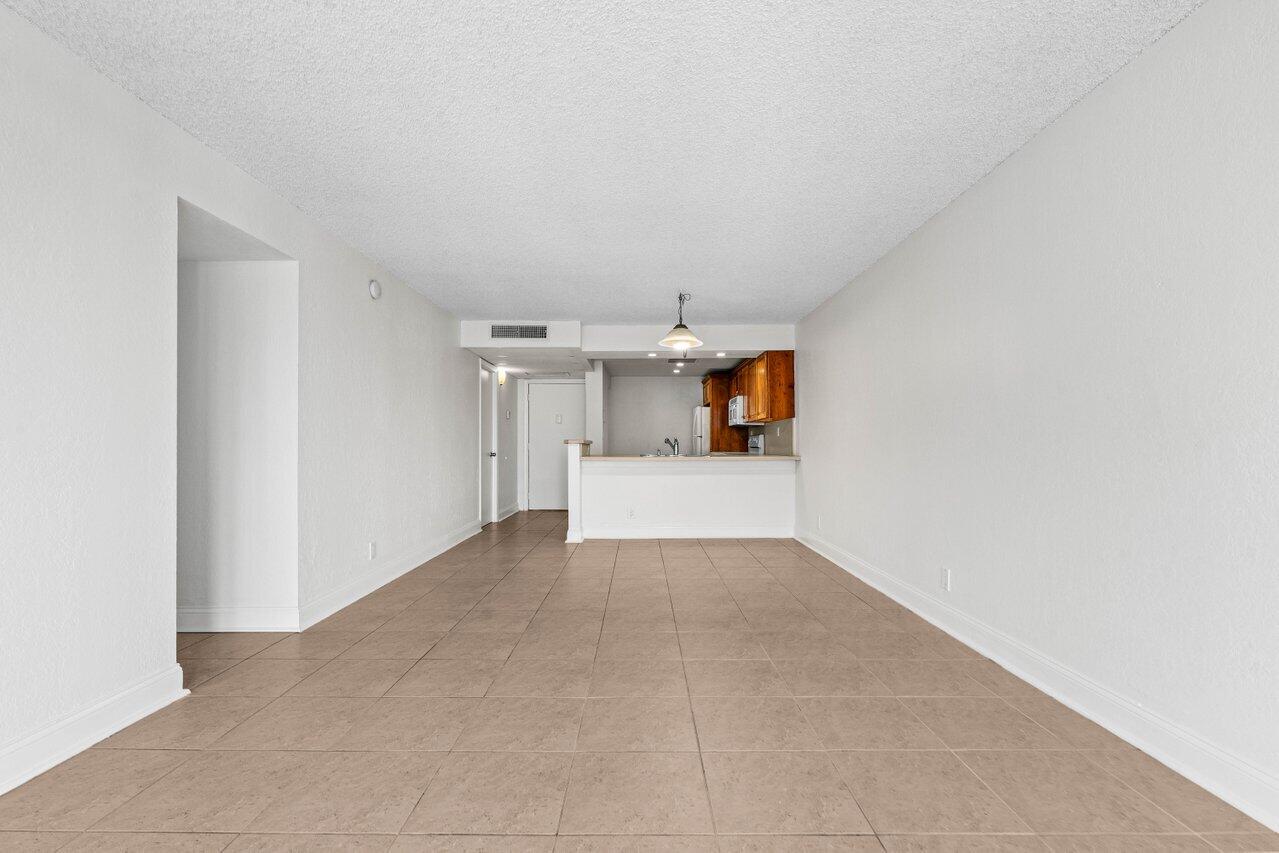 12 Royal Palm Way Unit 405