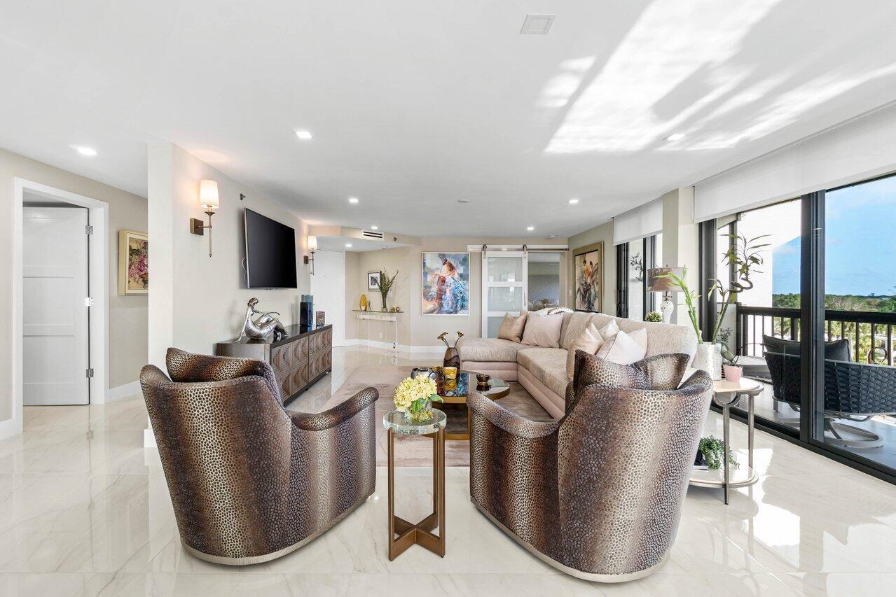 1975 Bridgewood Drive