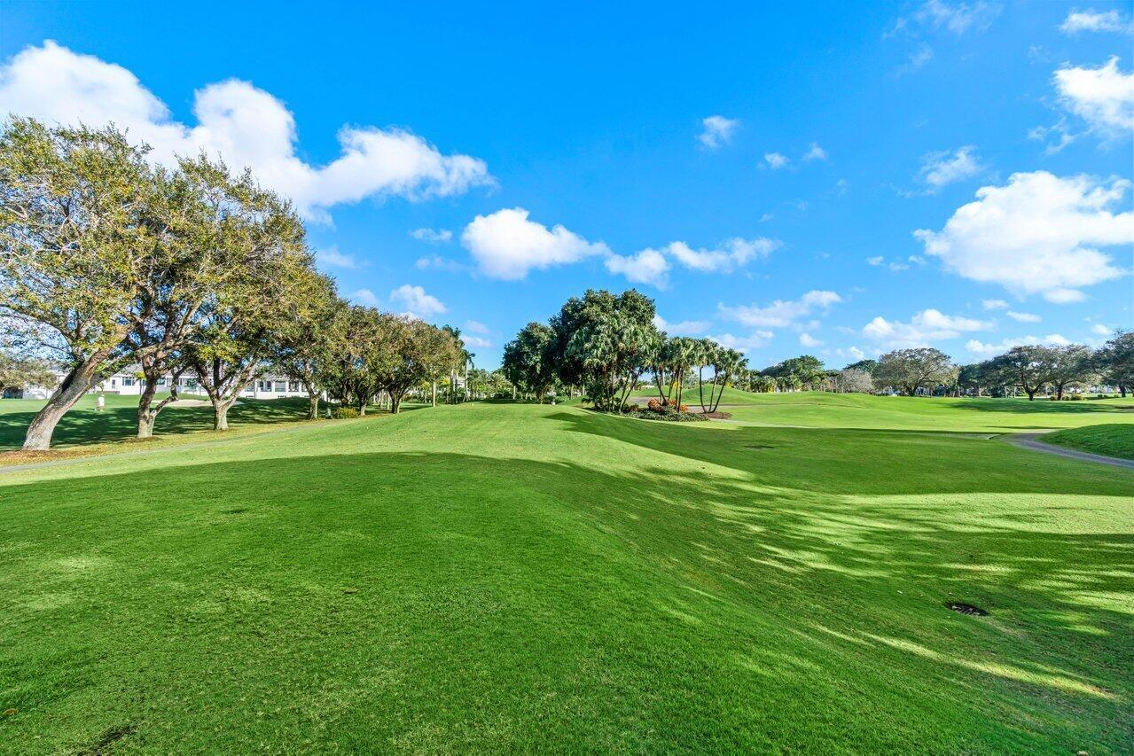 1975 Bridgewood Drive