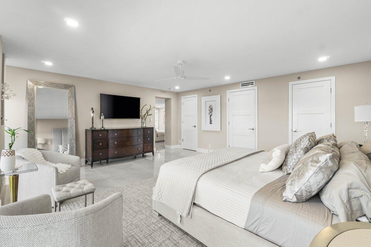 1975 Bridgewood Drive