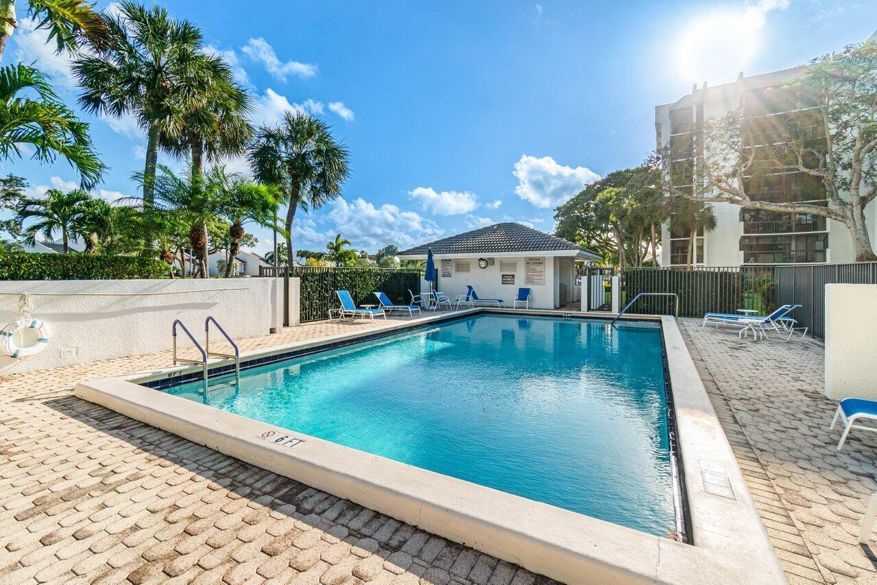 1975 Bridgewood Drive